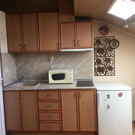 Апартамент Деси Apartment *